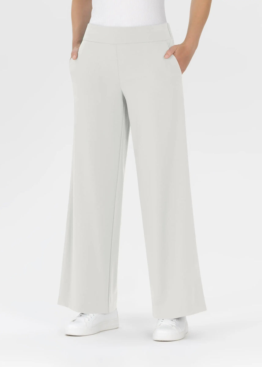 Wide Hamatit trousers made of white summer jersey - st.Ann & Stehmann